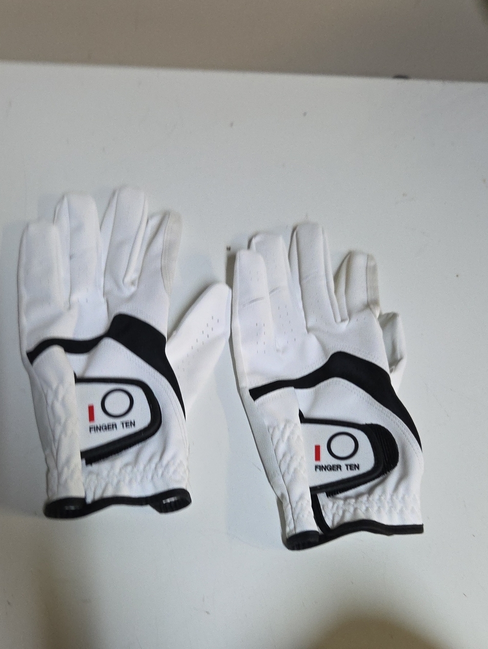 Finger Ten White & Black Golf Gloves - Pair Worn On Left Hand Sz L